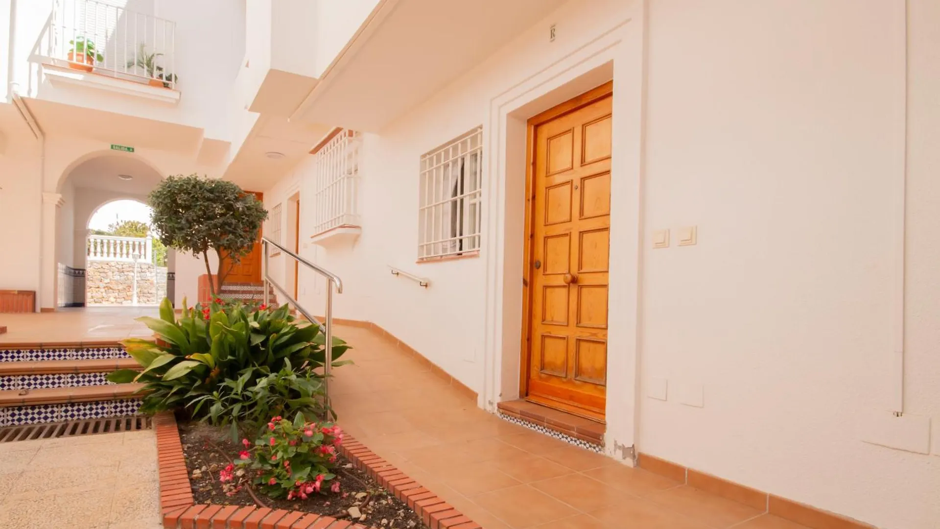 Apartamento Fuentes De ネルハ 0*,
